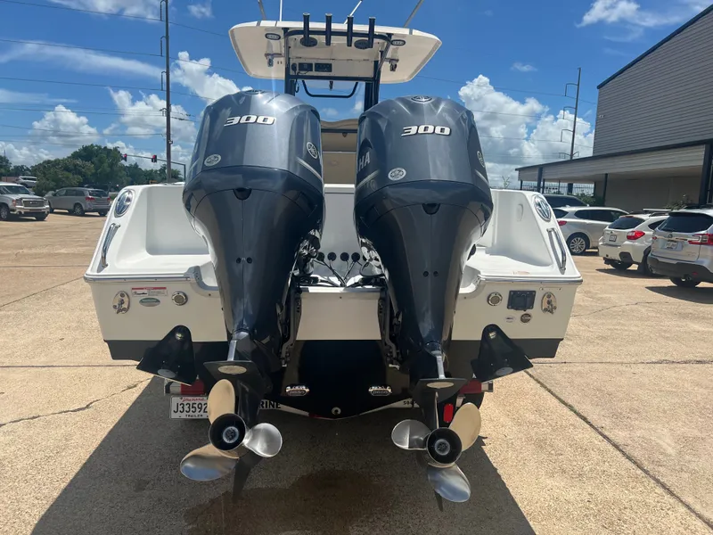 Slide: The Image of Sea Hunt Gamefish 30 Coffin Box 2018 - 4