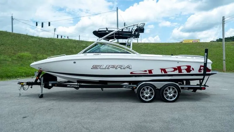 Slide: The Image of Supra 24 SSV GRAVITY 2008 - 3