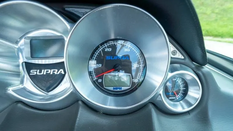 Slide: The Image of Supra 24 SSV GRAVITY 2008 - 57