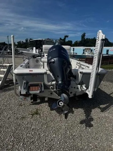 Slide: The Image of Tidewater 1800 Bay Max 2018 - 29