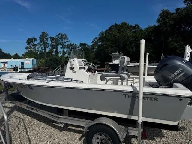 Slide: The Image of Tidewater 1800 Bay Max 2018 - 38