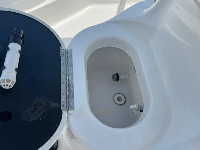 Slide: The Image of Livewell compartment on a 2011 NauticStar 2200 Tournament boat. - 12