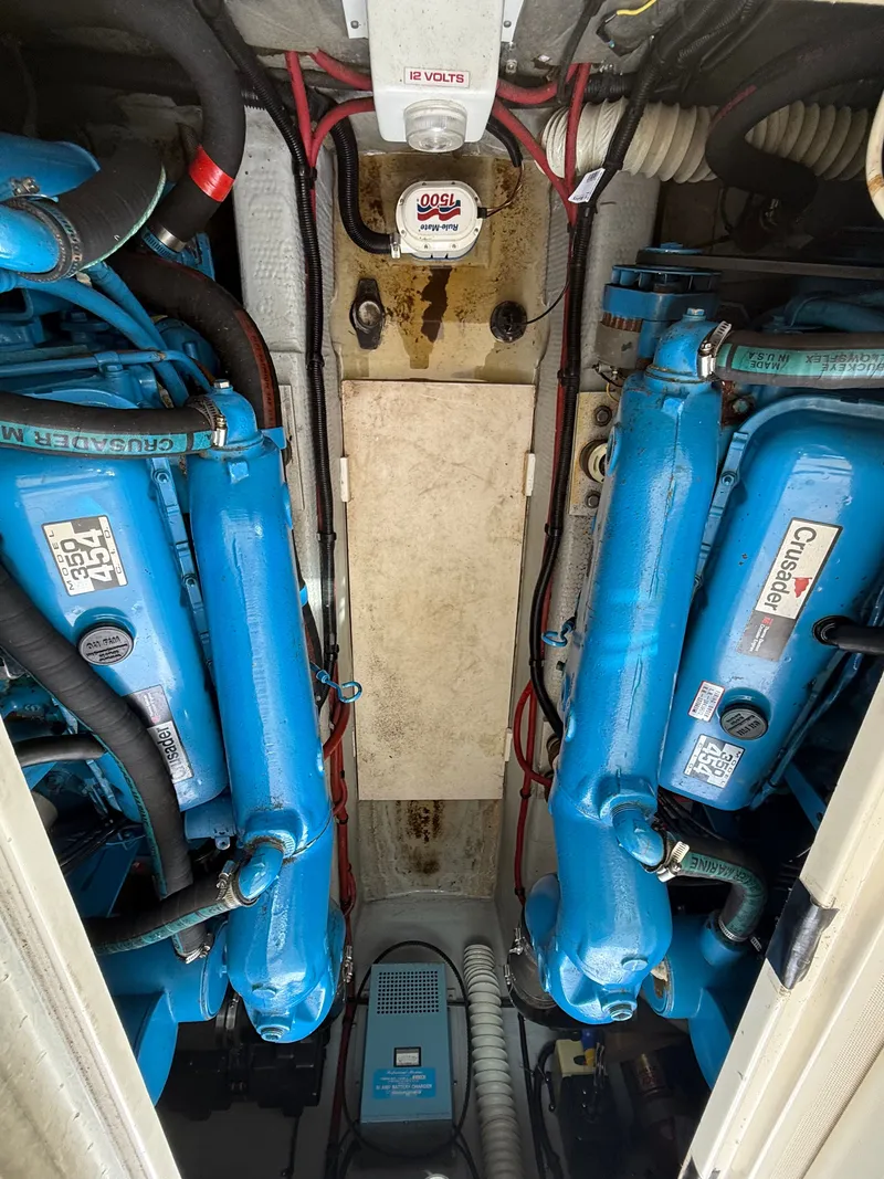 Slide: The Image of Tiara 3100 Open 1988 - 13