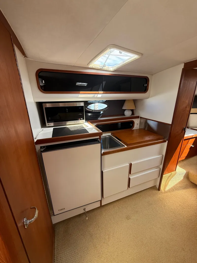 Slide: The Image of Tiara 3100 Open 1988 - 5