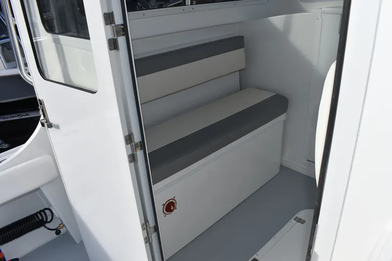 Slide: The Image of Steiger Craft 28 Fisherman 2026 - 27