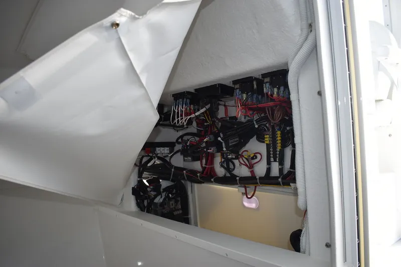 Slide: The Image of Steiger Craft 28 Fisherman 2026 - 53