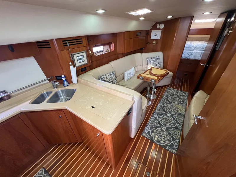 Slide: The Image of Tiara 4400 Sovran - 2