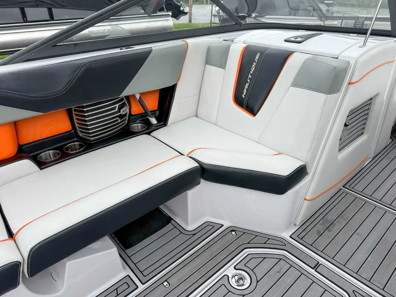 Slide: The Image of Nautique G23 2015 - 15