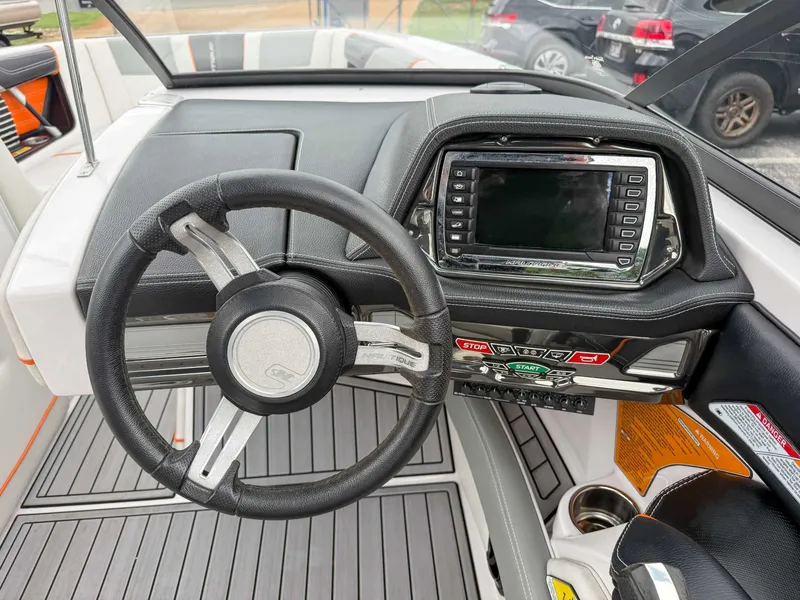 Slide: The Image of Nautique G23 2015 - 16