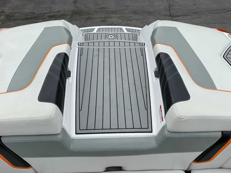 Slide: The Image of Nautique G23 2015 - 19