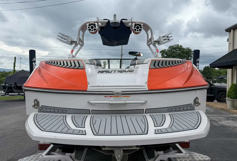 Slide: The Image of Nautique G23 2015 - 8