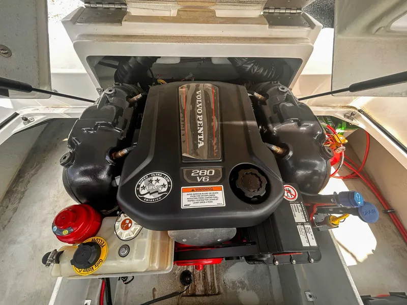 Slide: The Image of Volvo Penta 280 V6 engine in 2018 Cobalt CS23 boat, detailed view. - 17