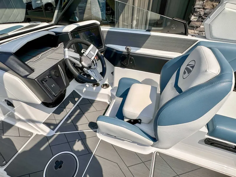 Slide: The Image of Tigé Z1 2024 - 15