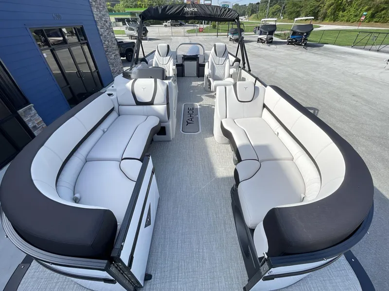 Slide: The Image of 2024 Tahoe Pontoon 23 Cascade Versatile Rear Lounger with luxurious seating and modern design. - 25