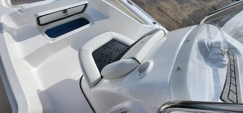 Slide: The Image of Tidewater 2110 Bay Max Tunnel 2025 - 19