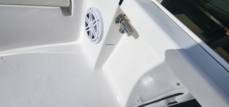 Slide: The Image of Tidewater 2110 Bay Max Tunnel 2025 - 21