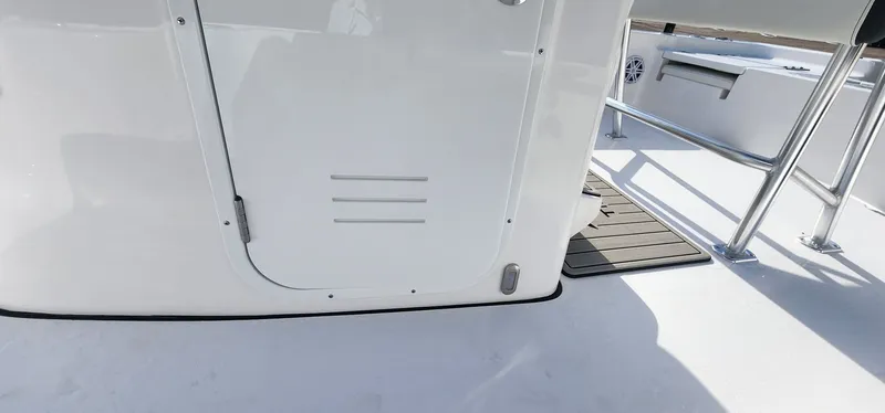 Slide: The Image of Tidewater 2110 Bay Max Tunnel 2025 - 35