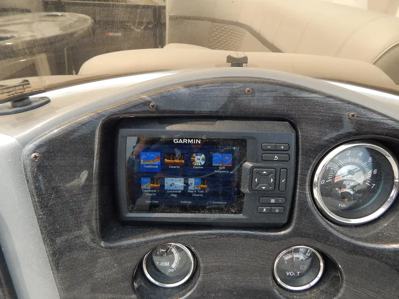Slide: The Image of Dashboard of 2024 Qwest Splash Pad 822 with Garmin display and gauges. - 31