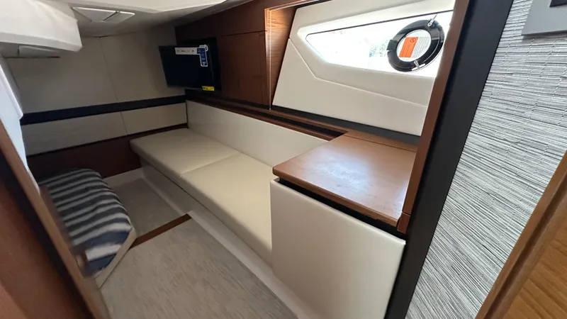 Slide: The Image of Tiara 43 LE 2026 - 52