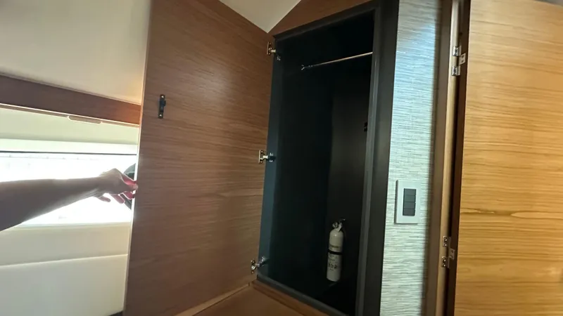 Slide: The Image of Tiara 43 LE 2026 - 55