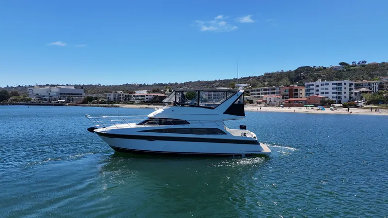 Slide: The Image of Carver Super Sport 43 2008 - 2