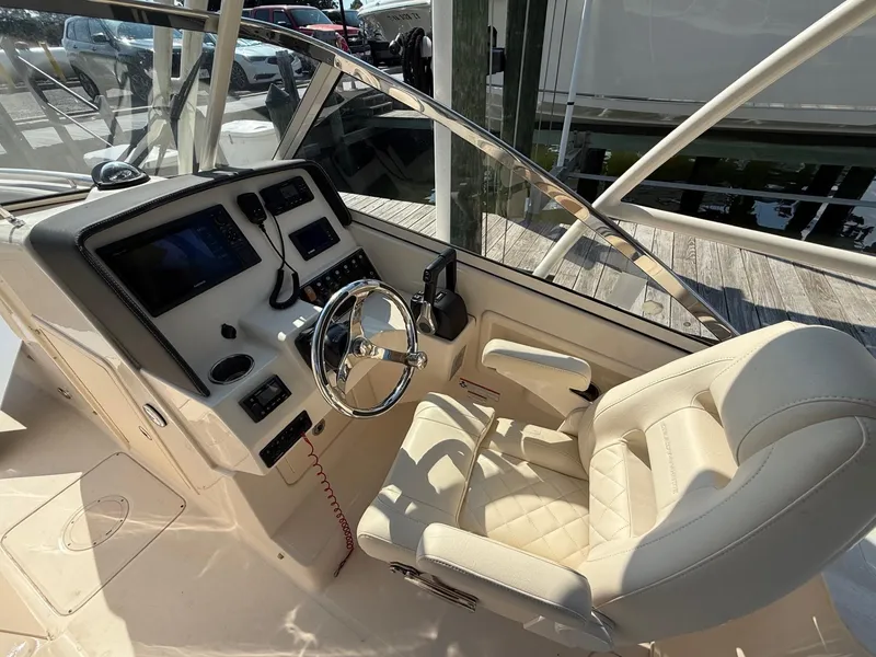 Slide: The Image of Grady-White Freedom 275 - 11