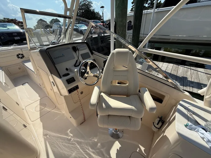 Slide: The Image of Grady-White Freedom 275 - 3