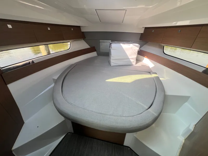 Slide: The Image of Jeanneau NC 895 2019 - 11