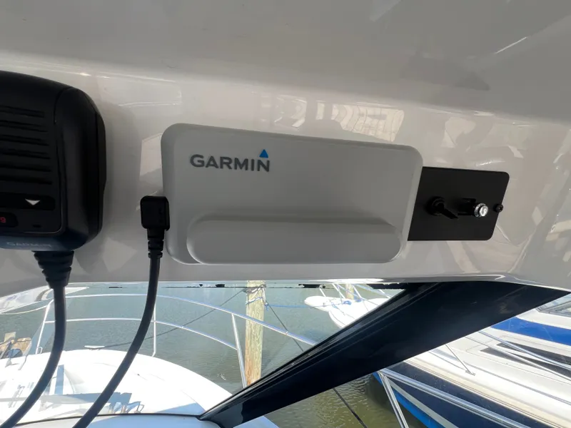 Slide: The Image of Jeanneau NC 895 2019 - 18