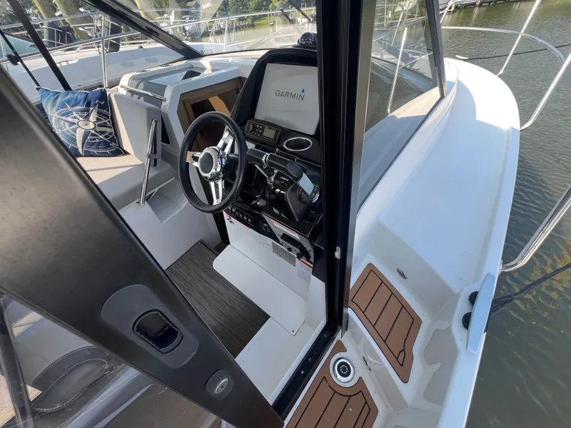 Slide: The Image of Jeanneau NC 895 2019 - 20