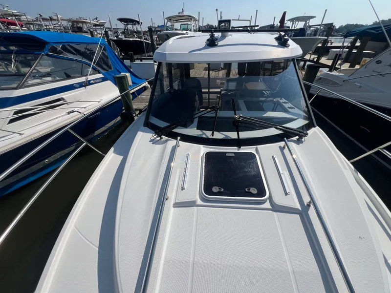 Slide: The Image of Jeanneau NC 895 2019 - 24
