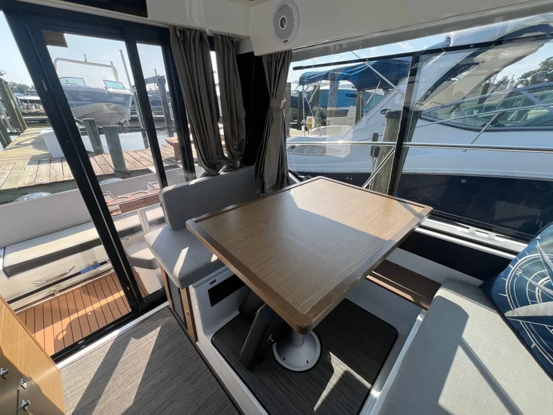 Slide: The Image of Jeanneau NC 895 2019 - 9