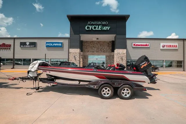 Slide: The Image of Skeeter 20i 2009 - 5