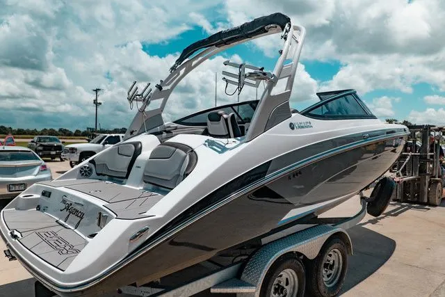 Slide: The Image of Yamaha 212X 2019 - 3