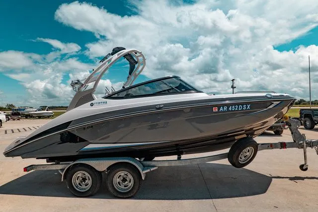 Slide: The Image of Yamaha 212X 2019 - 4