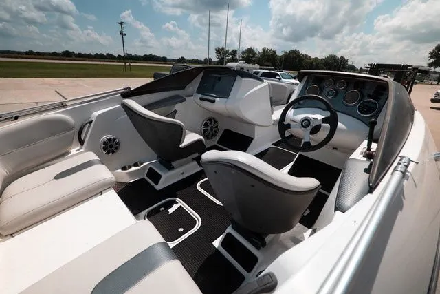 Slide: The Image of Sea-Doo Challenger 180 2005 - 5