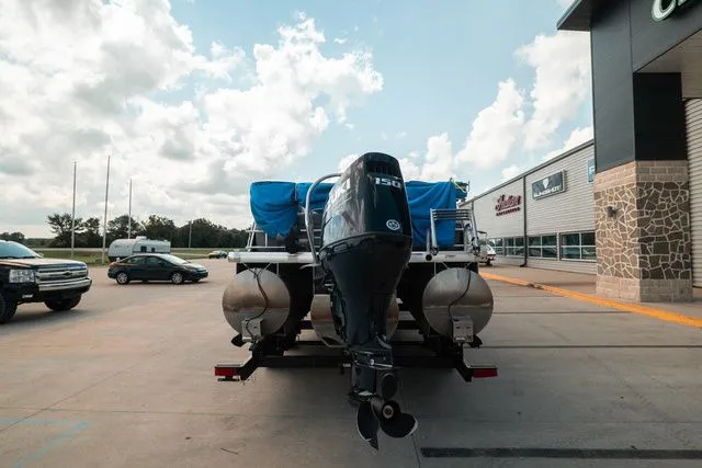 Slide: The Image of Godfrey MC 235 RL 2020 - 3