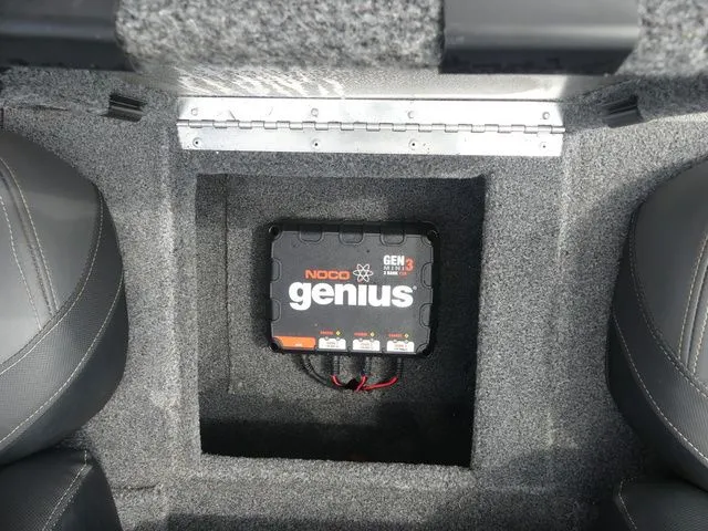 Slide: The Image of Tracker Pro Team 175 TXW Tournament Edition 2020 - 17