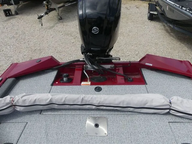 Slide: The Image of Tracker Pro Team 175 TXW Tournament Edition 2020 - 20