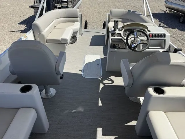 Slide: The Image of Godfrey Xperience 2086 SBX Sport Tube 27 In. Package 2026 - 3