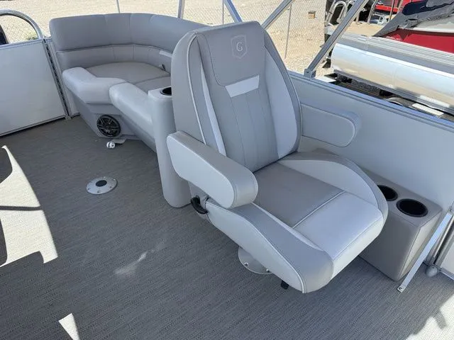 Slide: The Image of Godfrey Xperience 2086 SBX Sport Tube 27 In. Package 2026 - 5