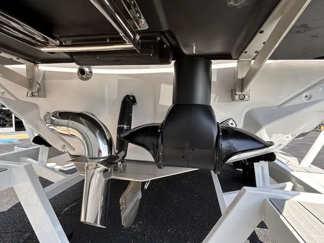 Slide: The Image of Nautique Super Air Nautique GS24 2026 - 16