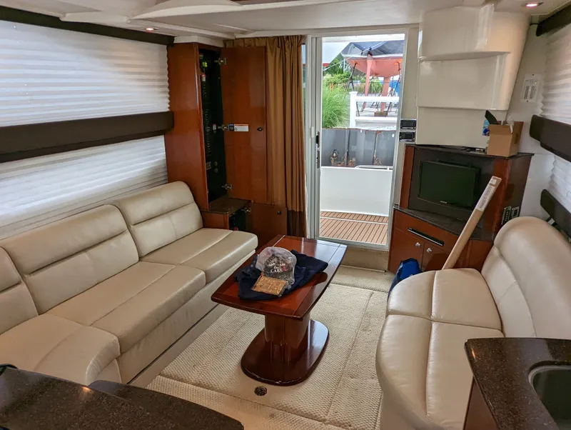 Slide: The Image of Meridian 341 Sedan 2011 - 18