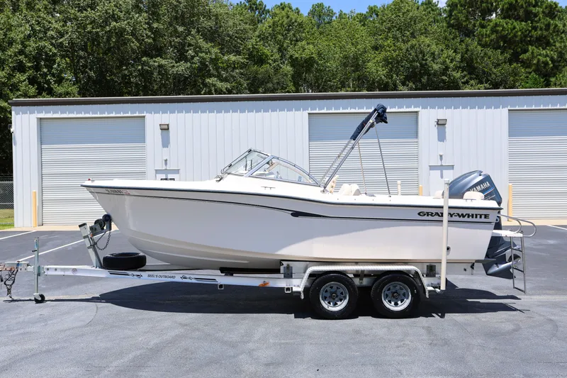 Slide: The Image of Grady-White Tournament 205 2005 - 4