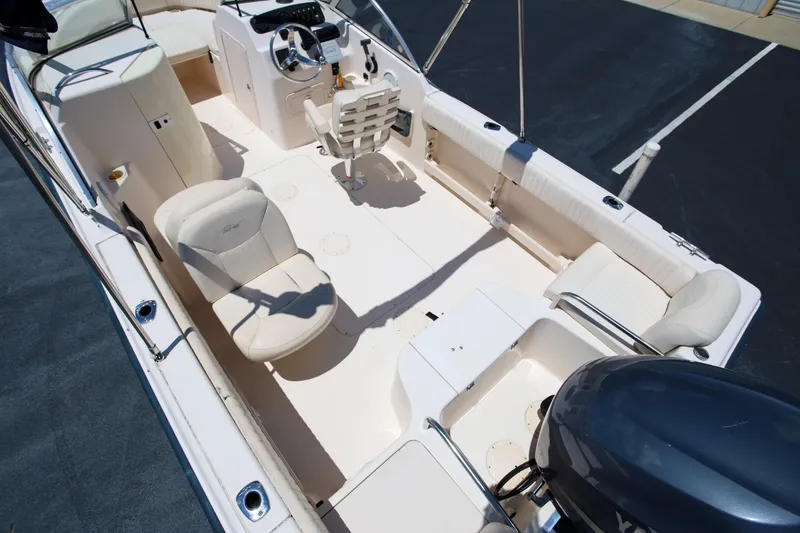 Slide: The Image of Grady-White Tournament 205 2005 - 5