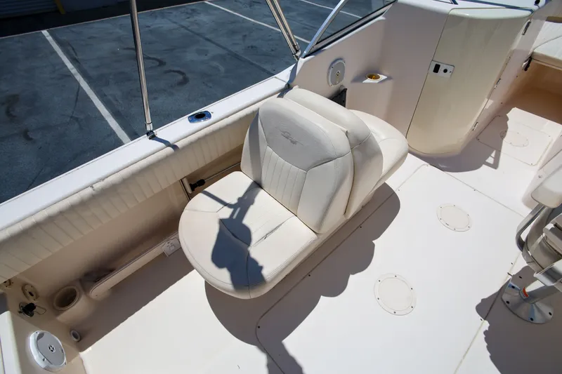 Slide: The Image of Grady-White Tournament 205 2005 - 8