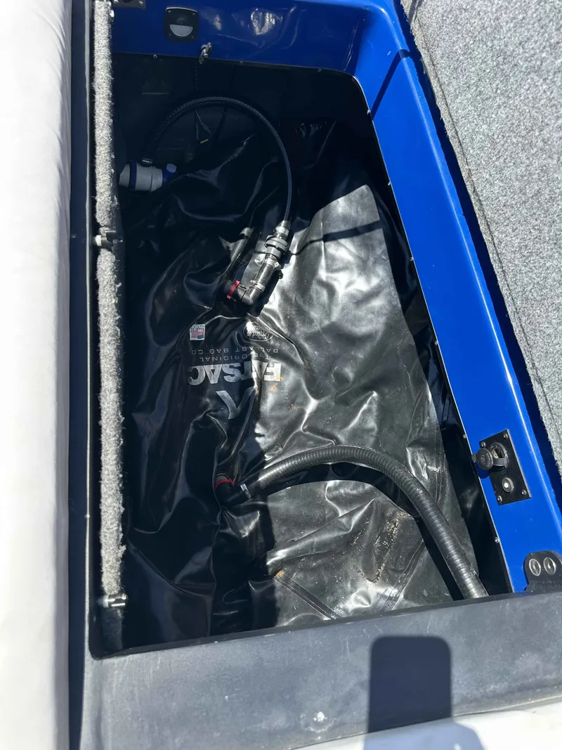 Slide: The Image of Sanger V215 2006 - 4