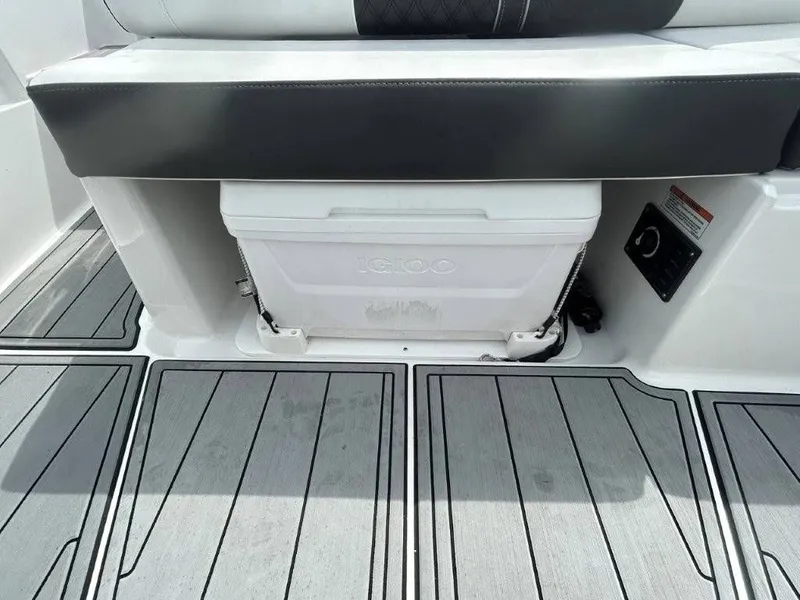 Slide: The Image of Monterey M-20 2024 - 22