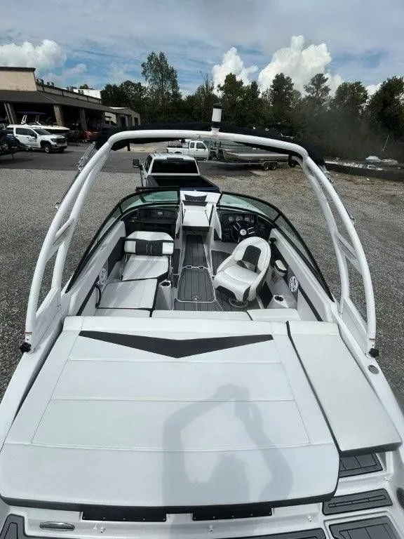 Slide: The Image of Monterey M-20 2024 - 24