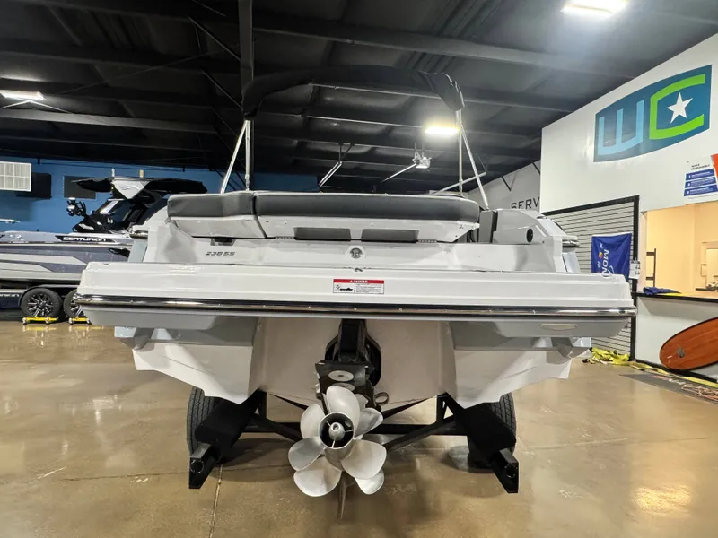 Slide: The Image of Monterey 238SS Super Sport 2025 - 22